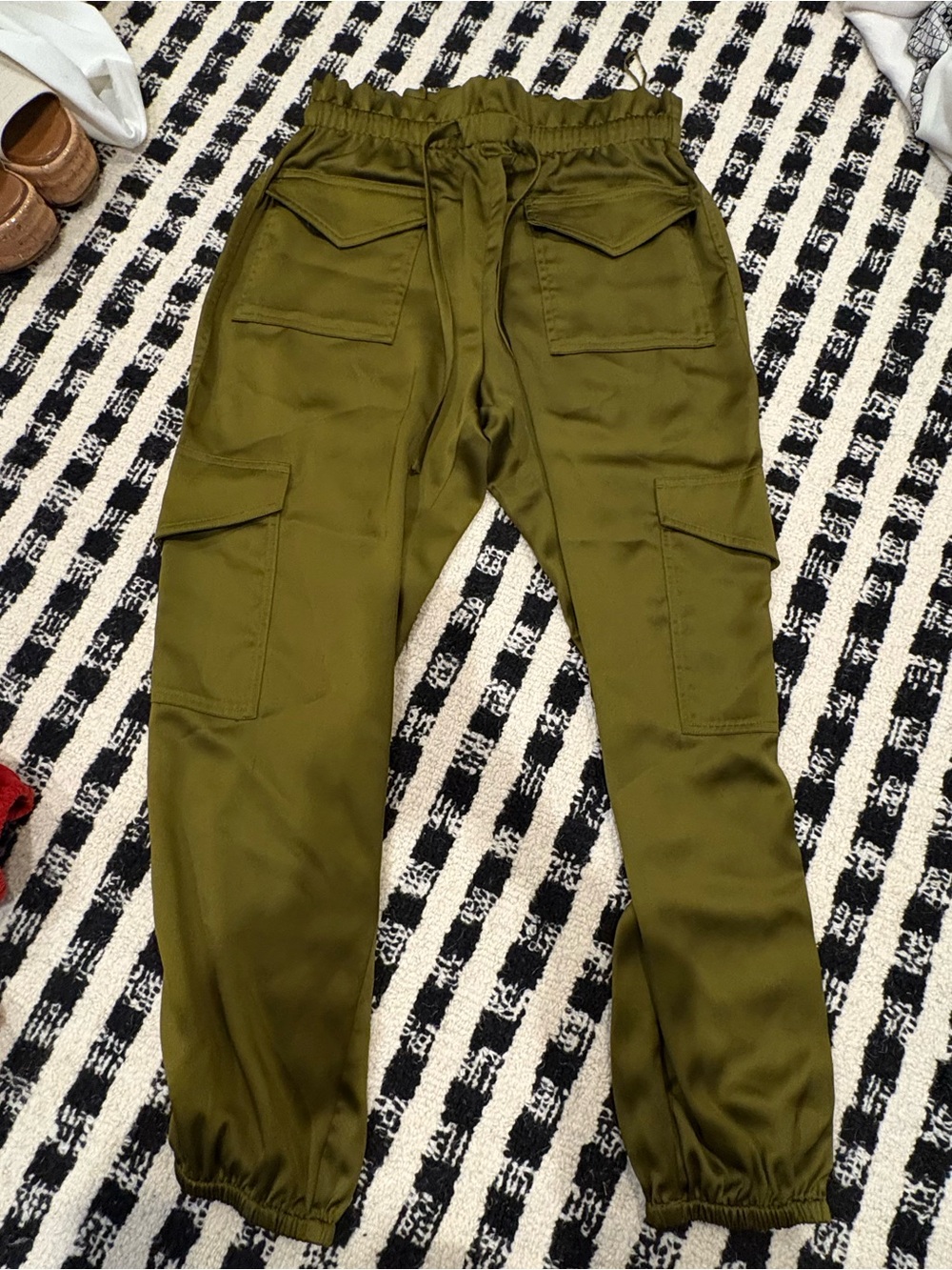 Banana Republic Olive Cargo Jogger Pants